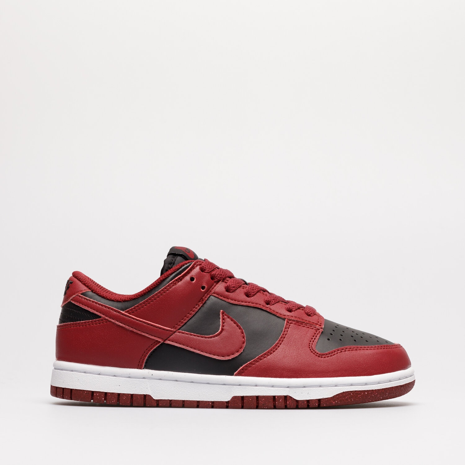 Buty sneakersy damskie W DUNK LOW NEXT NATURE DN1431-002 CZERWONY