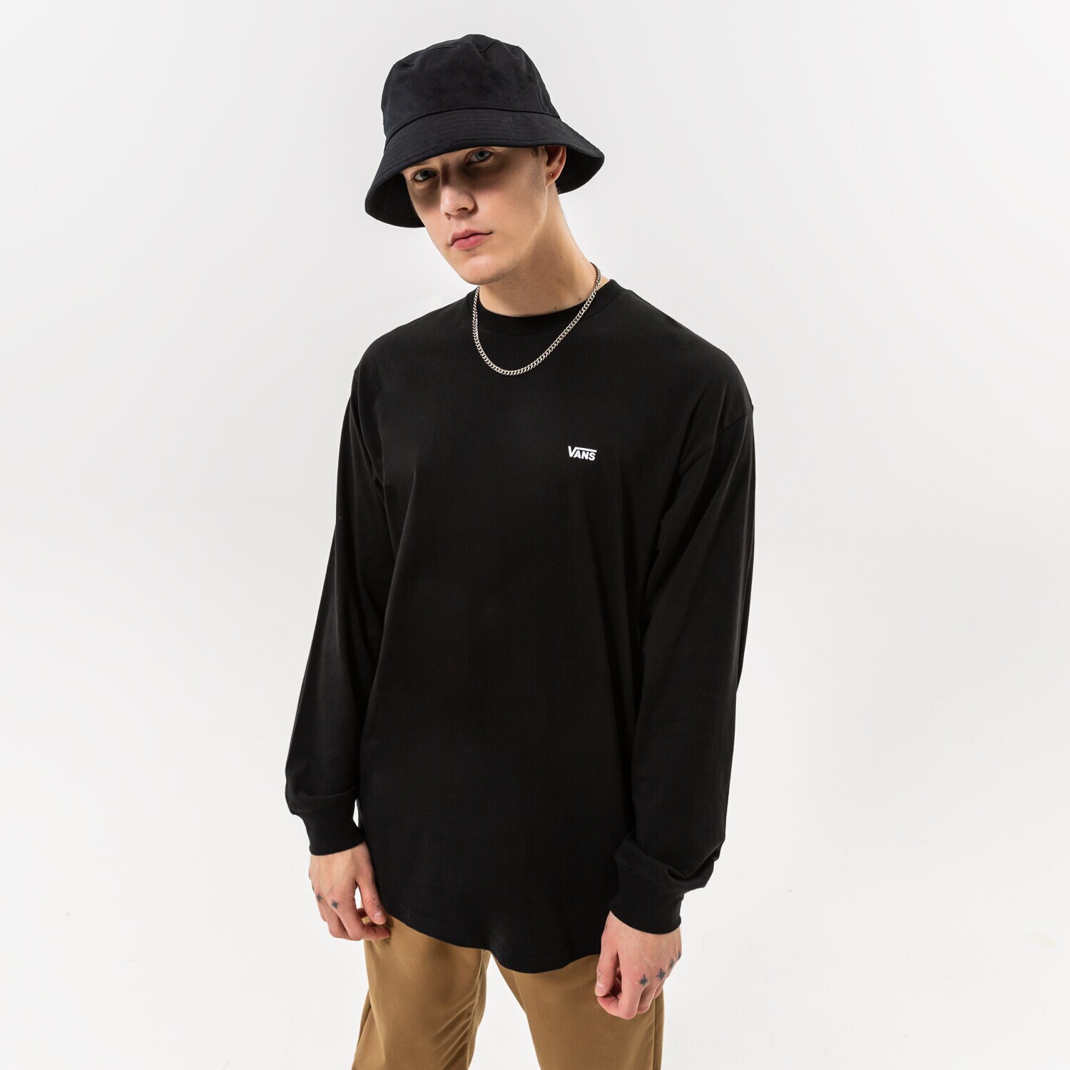 Koszulka, t-shirt sportowy męski VANS T-SHIRT LEFT CHEST HIT LS BLACK-WHITE VN0A49LCY281 CZARNY