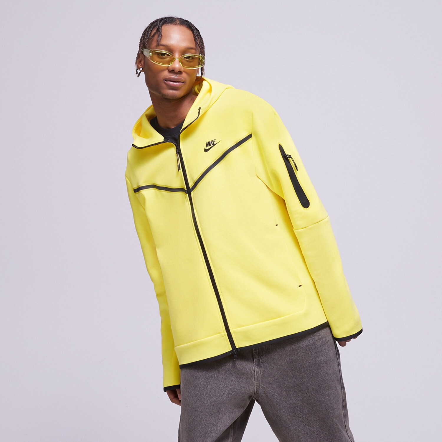 Bluza męska NIKE BLUZA Z KAPTUREM SPORTSWEAR TECH FLEECE CU4489-765 ŻÓŁTY