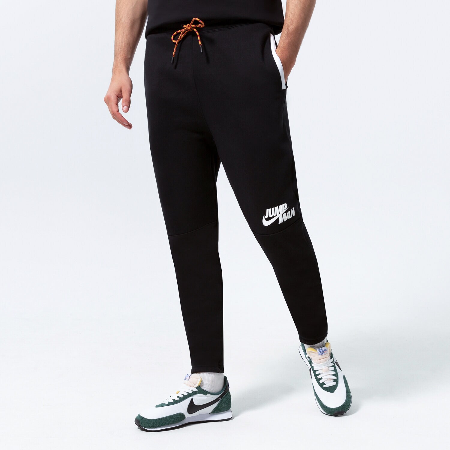 Spodnie sportowe męskie JORDAN JUMPMAN FLEECE JOGGERS DJ0260-010 CZARNY