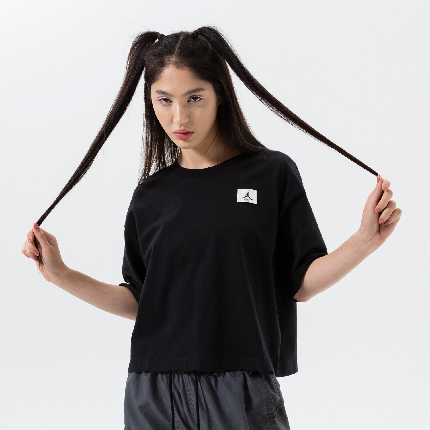 Koszulka, t-shirt damski JORDAN T-SHIRT W J ESSEN BOXY TEE 2 DO5038-010 CZARNY