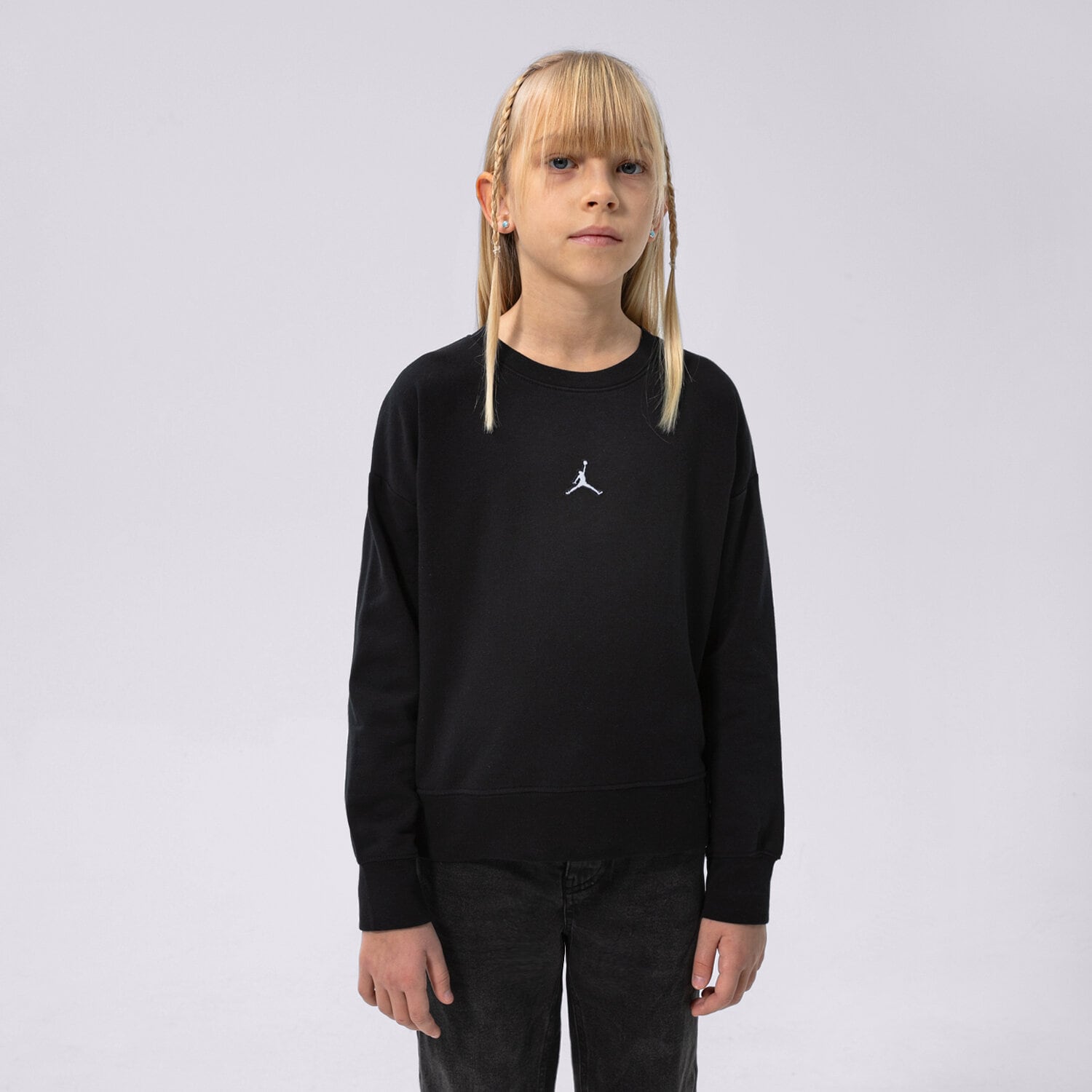 Sportowa bluza dziecięca JORDAN BLUZA ESSENTIALS CREW GIRL 45A859-023 CZARNY