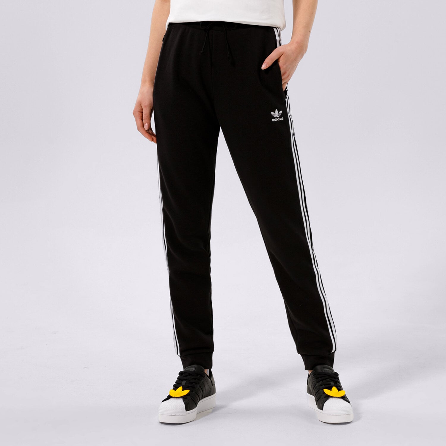 Spodnie sportowe damskie ADIDAS SPODNIE SLIM GD2255 CZARNY