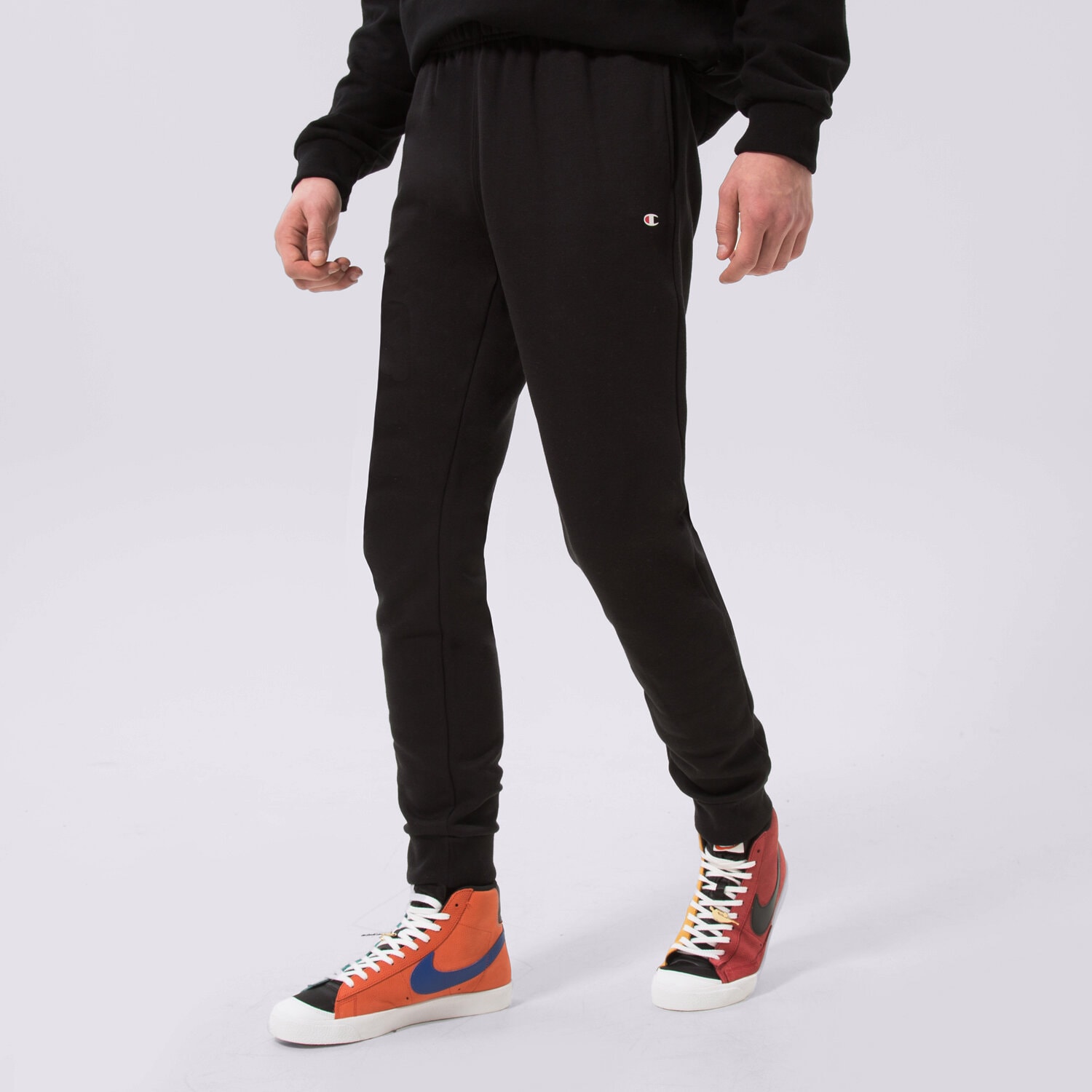 Spodnie sportowe męskie CHAMPION SPODNIE RIB CUFF PANTS 218341KK001 CZARNY