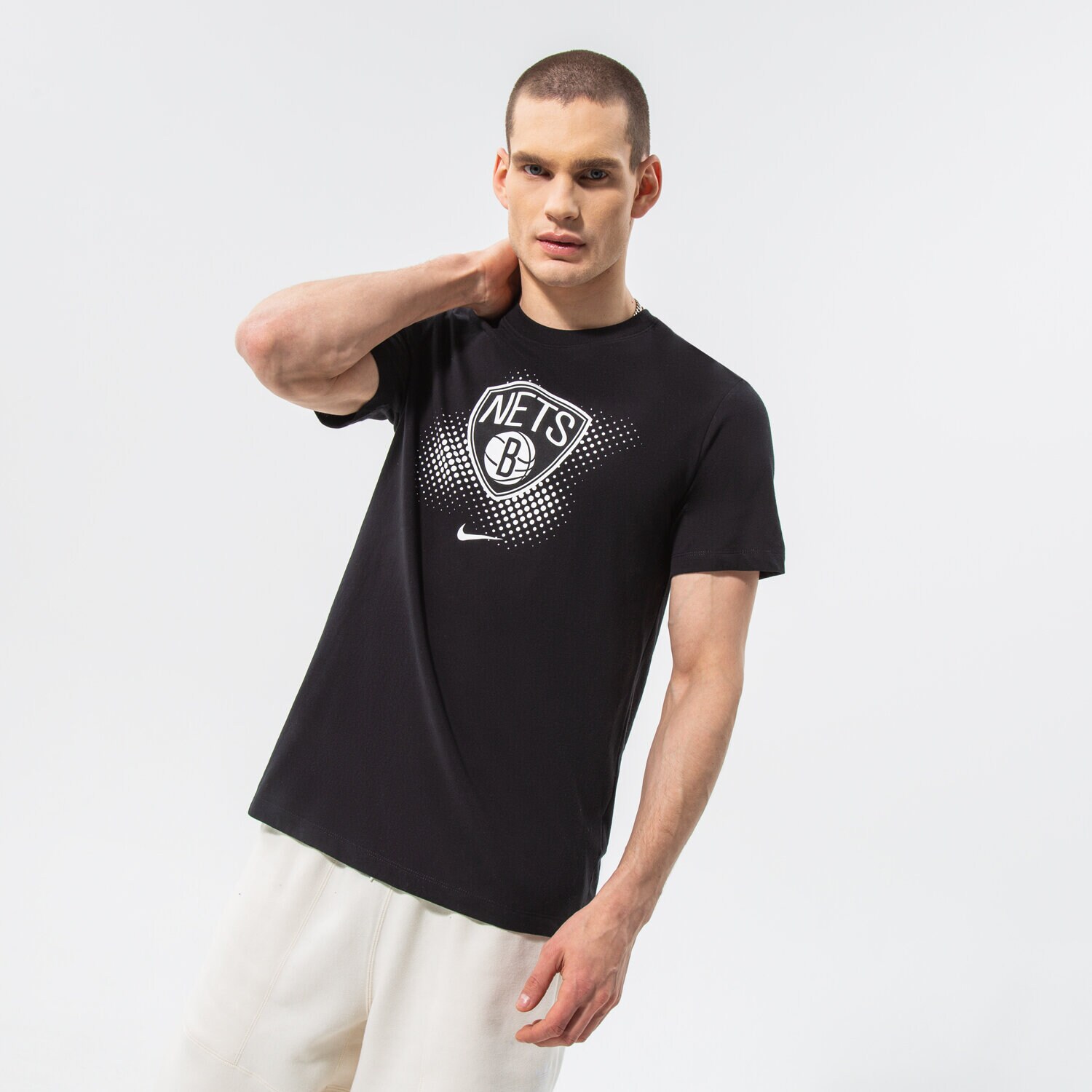 Koszulka, t-shirt sportowy męski NIKE T-SHIRT BKN M NK DF ES FTPK LGO SS TEE NBA DH7067-010 CZARNY
