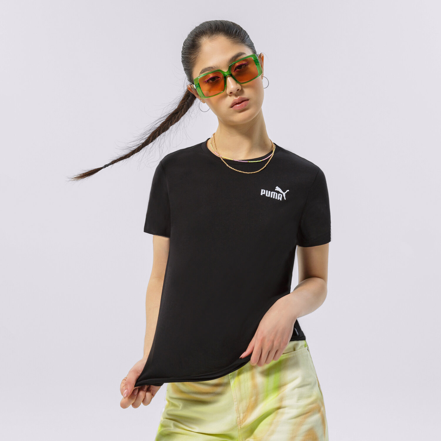 Koszulka, t-shirt damski PUMA T-SHIRT ESS+ EMBROIDERY 848331 01 CZARNY
