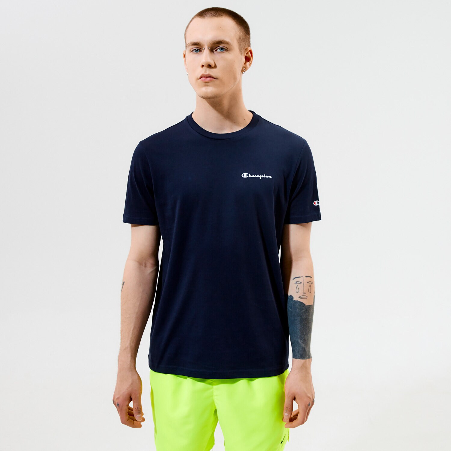 Koszulka, t-shirt sportowy męski CHAMPION T-SHIRT CREWNECK T-SHIRT 214153BS501 GRANATOWY