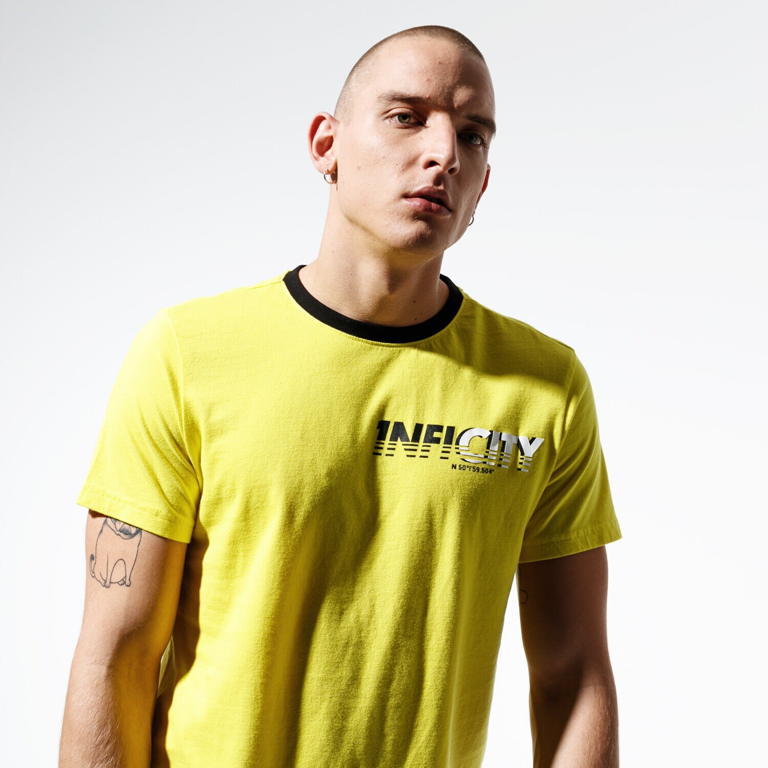 Koszulka, t-shirt sportowy męski CONFRONT T-SHIRT CITY TEE CF39TSM57001 ŻÓŁTY