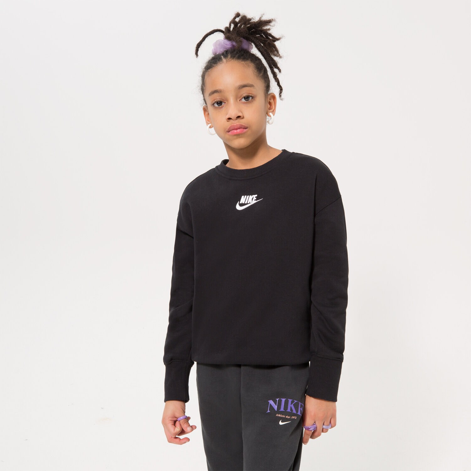 Sportowa bluza dziecięca NIKE BLUZA G NSW CLUB FLC BF CREW LBR GIRL DD7473-010 CZARNY