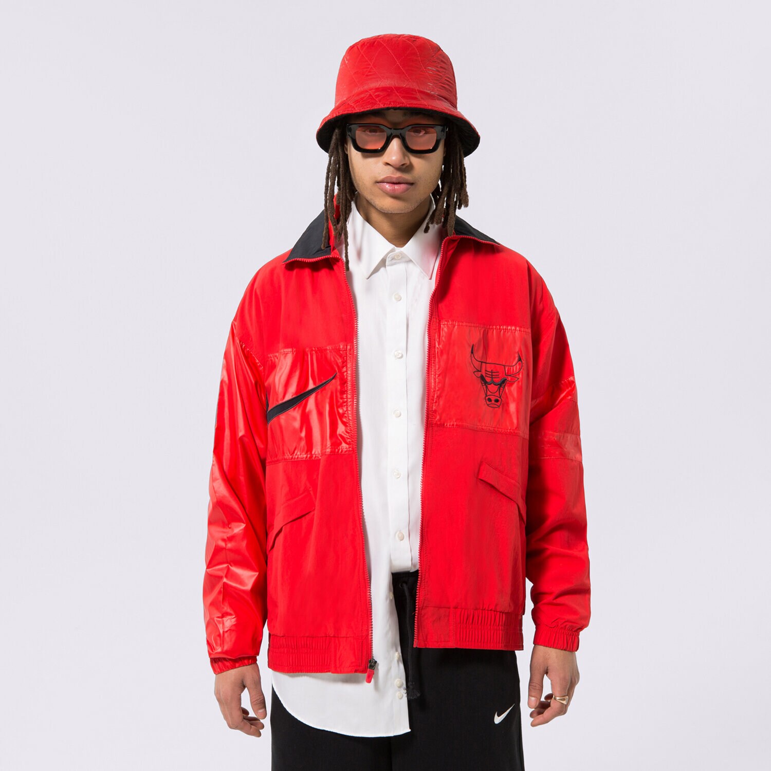 Kurtka wiosenna / jesienna męska NIKE KURTKA PRZEJŚCIOWA CHI M NK LTWT JKT CTS GX NBA DR9201-657 CZERWONY
