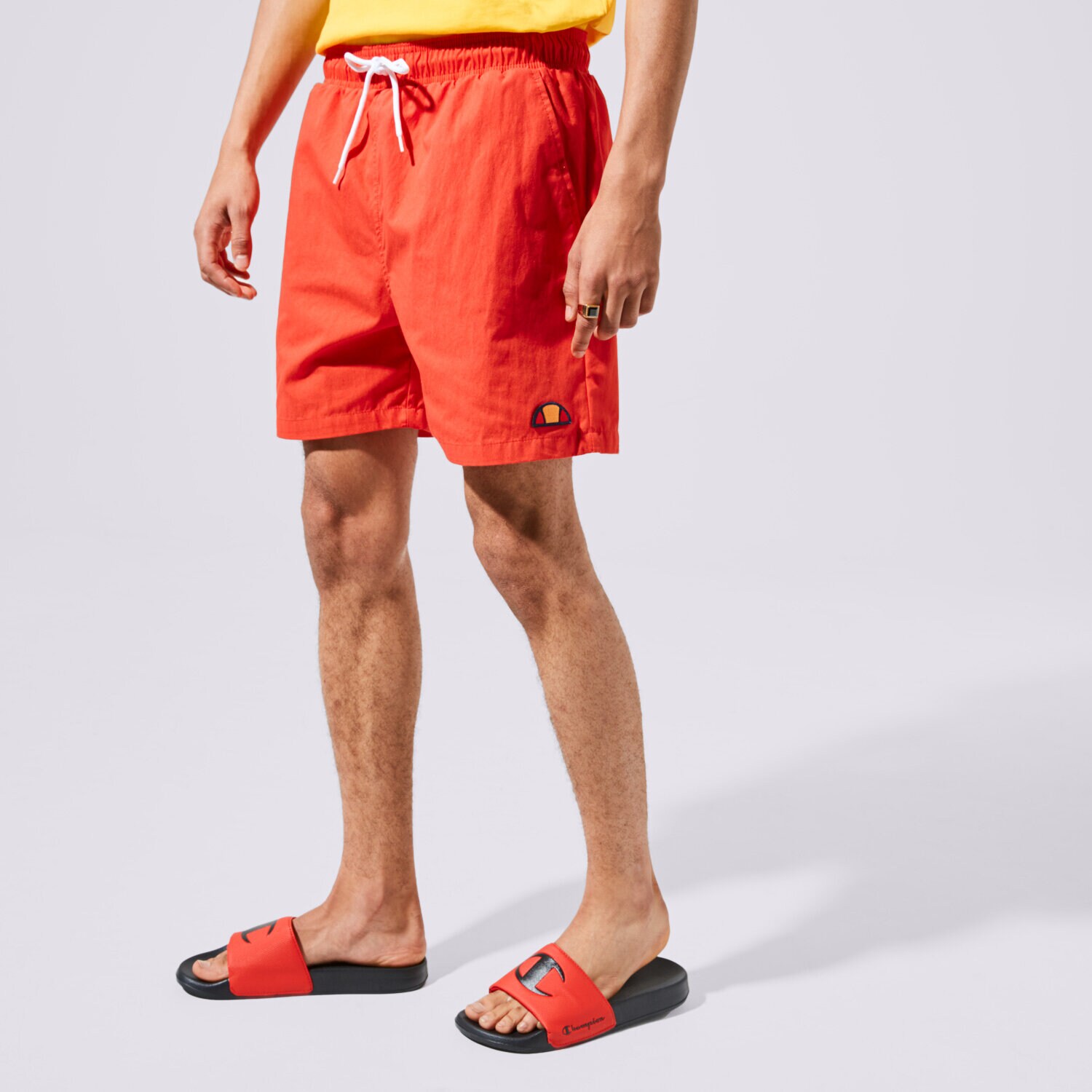 Krótkie spodenki, szorty męskie ELLESSE SZORTY HUGU SHE09977RED CZERWONY