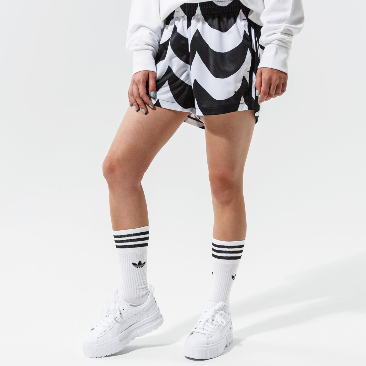Krótkie spodenki, szorty damskie ADIDAS SZORTY H20477 CZARNY