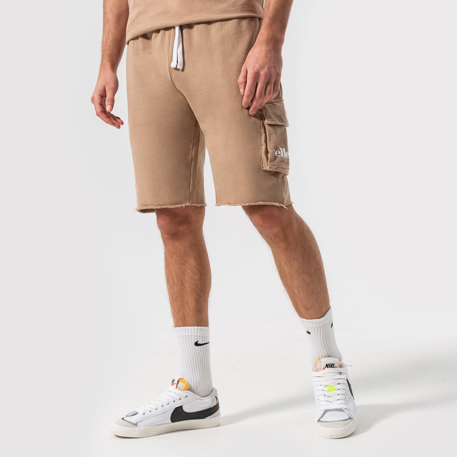 Krótkie spodenki, szorty męskie ELLESSE SZORTY NEEM SHORT BRWN SHM13798200 BRĄZOWY