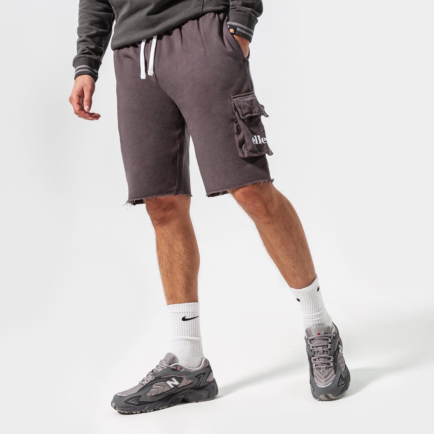 Krótkie spodenki, szorty męskie ELLESSE SZORTY NEEM SHORT BLK SHM13798011 CZARNY
