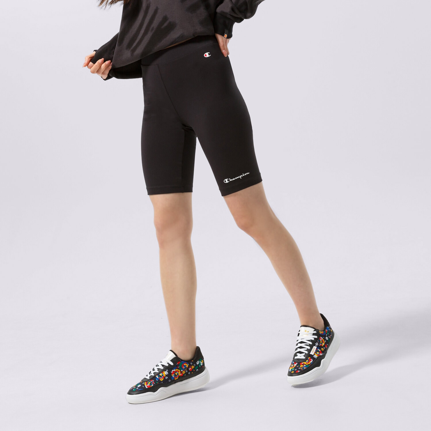 Spodnie sportowe damskie CHAMPION SZORTY BIKE TRUNK 114905KK001 CZARNY