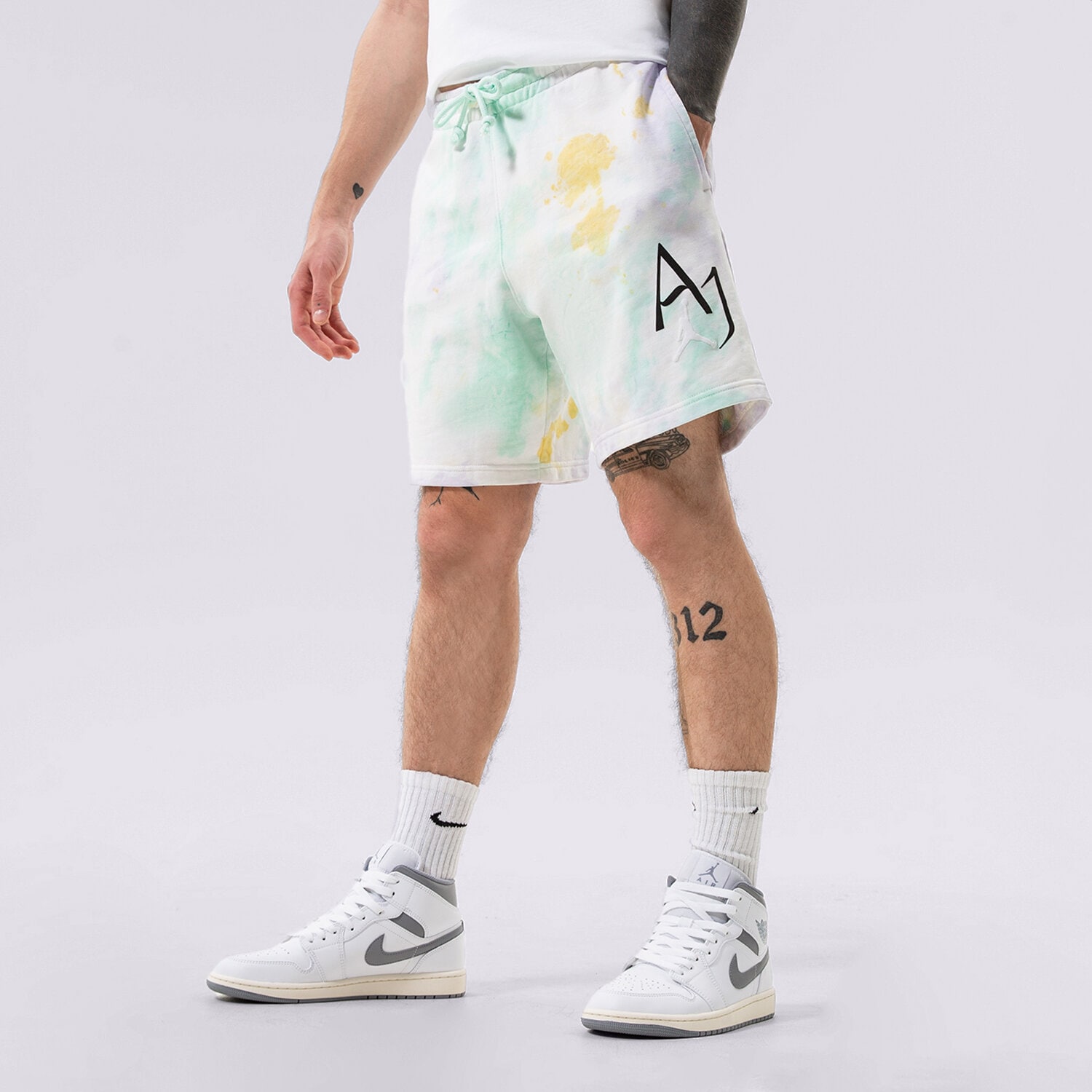 Krótkie spodenki, szorty męskie JORDAN  SZORTY Jumpman Sport DNA Fleece DM1871-530 MULTICOLOR