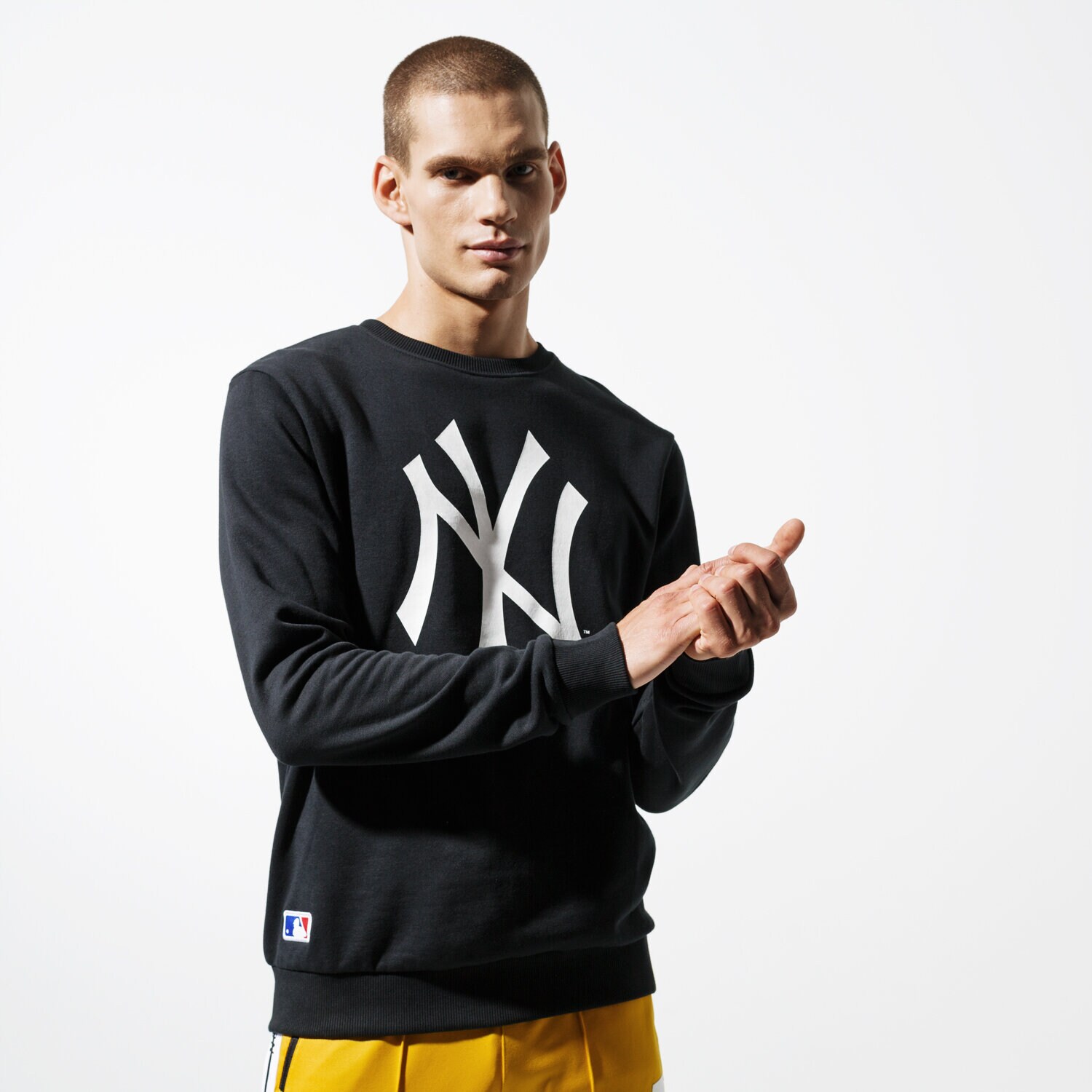 Bluza męska NEW ERA BLUZA MLB NYY BLK NEW YORK YANKEES BLK 11863705 CZARNY