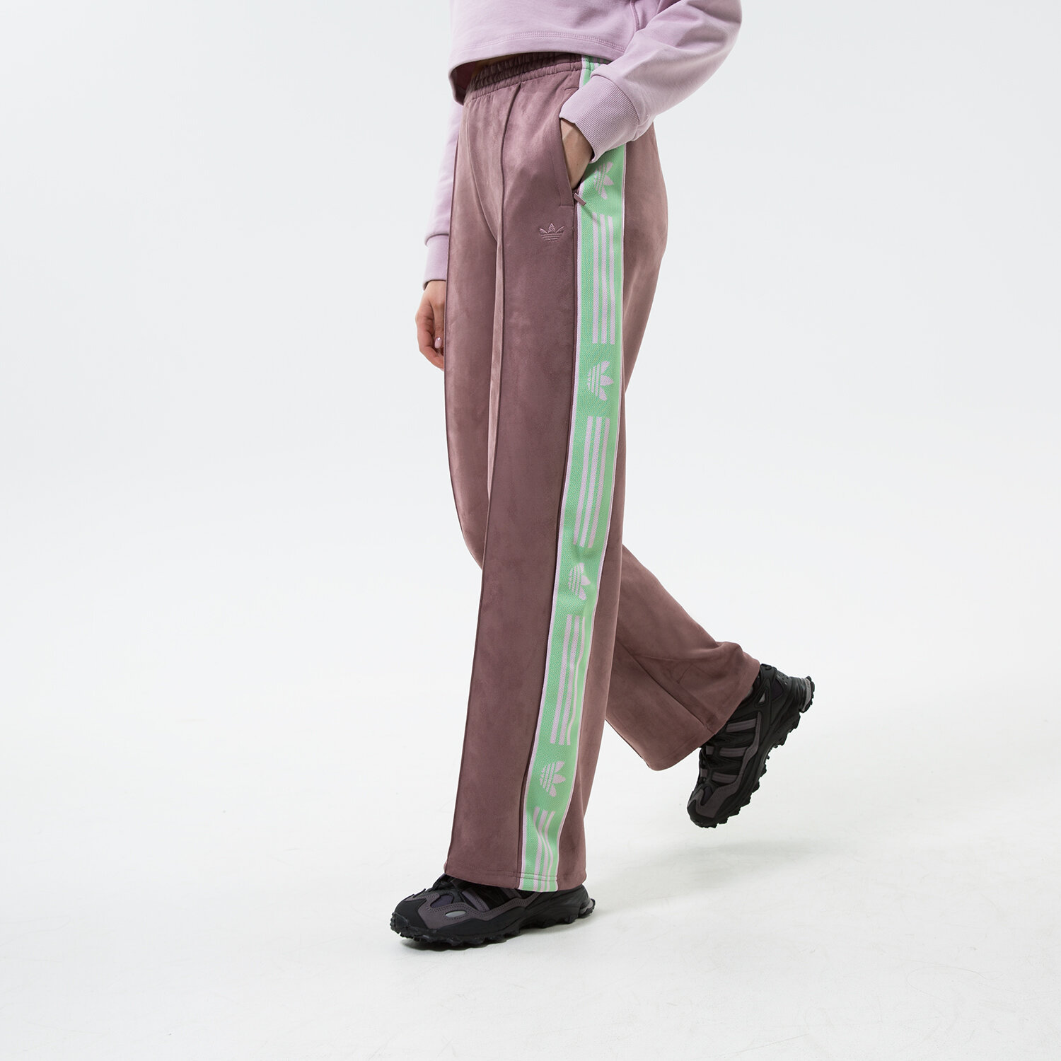 Spodnie sportowe damskie ADIDAS SPODNIE TRACK PANT HM1518 BIAŁY