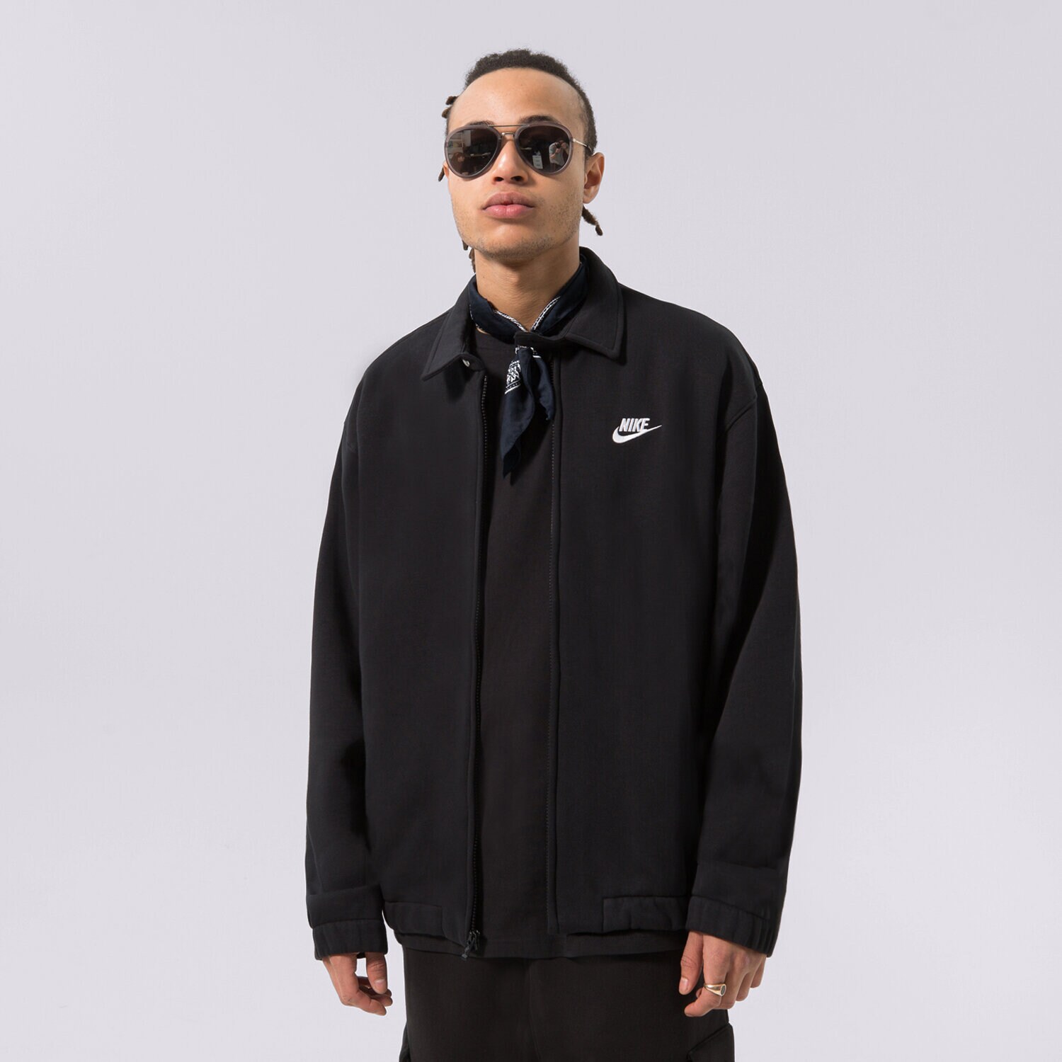 Kurtka wiosenna / jesienna męska NIKE KURTKA M NK CLUB BB HARRINGTON JKT DX0539-010 CZARNY