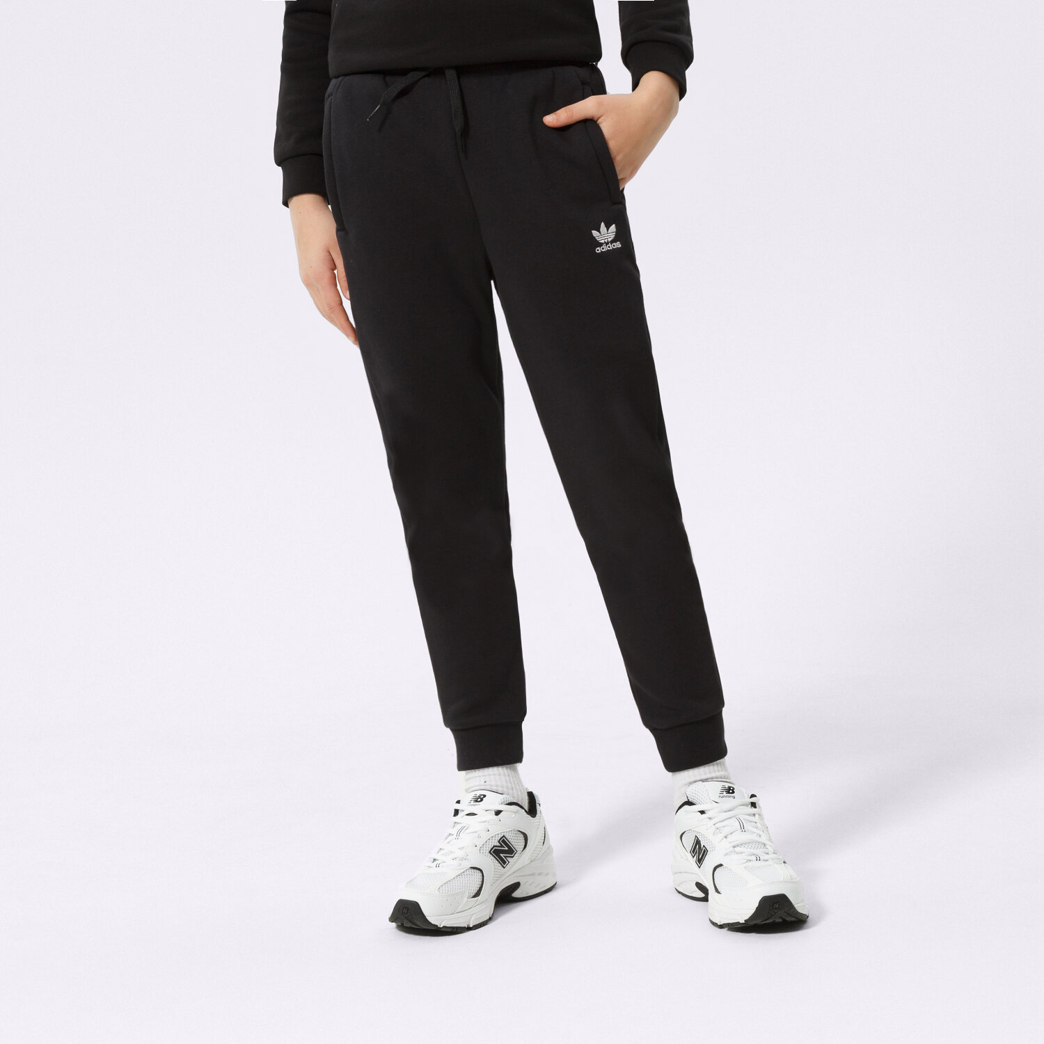 Sportowe spodnie dziecięce ADIDAS SPODNIE PANTS BOY H32406 CZARNY