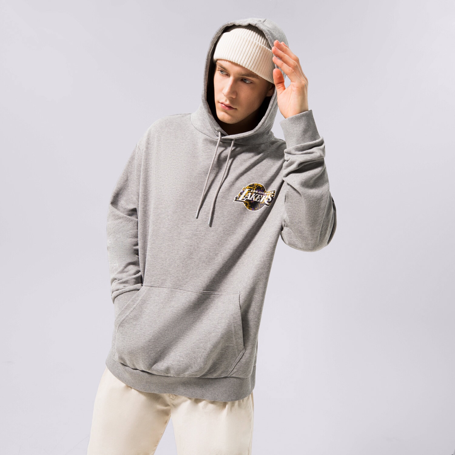 Bluza męska NEW ERA BLUZA Z KAPTUREM INFILL TEAM LOGO LAKERS LOS ANGELES 60332147 SZARY