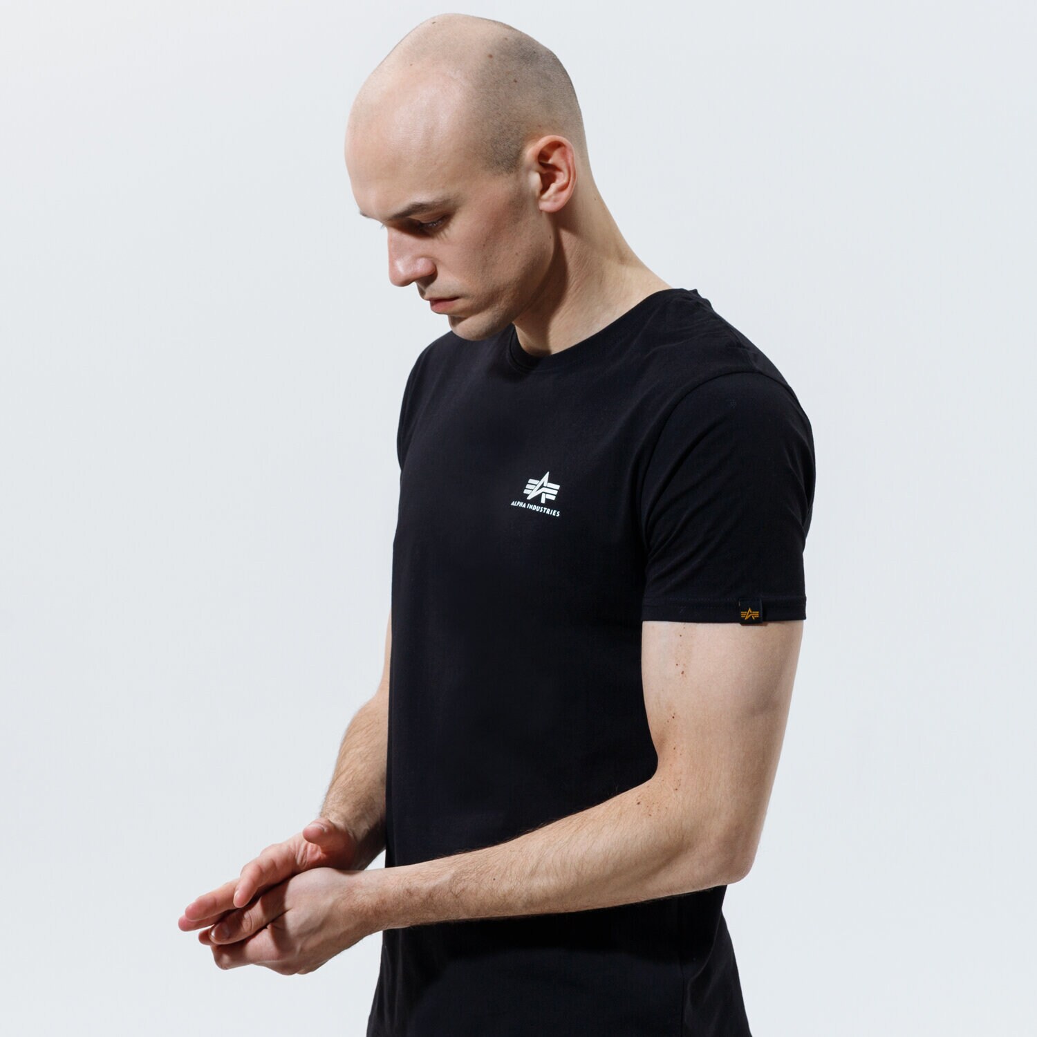 Koszulka, t-shirt sportowy męski ALPHA INDUSTRIES T-SHIRT BASIC T SMALL LOGO 188505-03 CZARNY