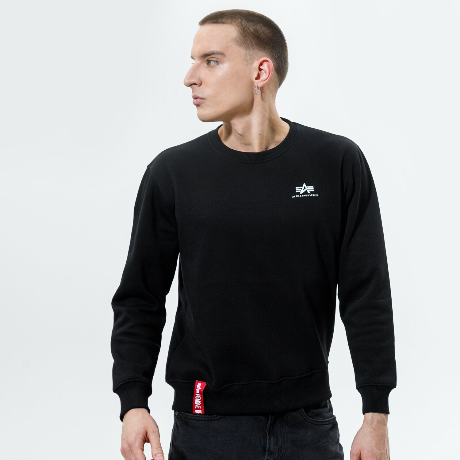Bluza męska ALPHA INDUSTRIES BLUZA BASIC SWEATER SMALL LOGO 188307-03 CZARNY