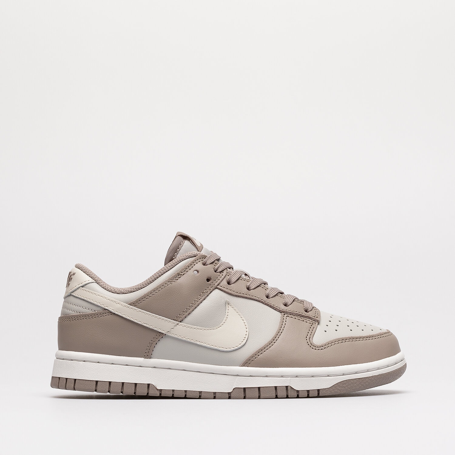 Buty sneakersy damskie NIKE WMNS DUNK LOW JDHO  FD0792-001 SZARY