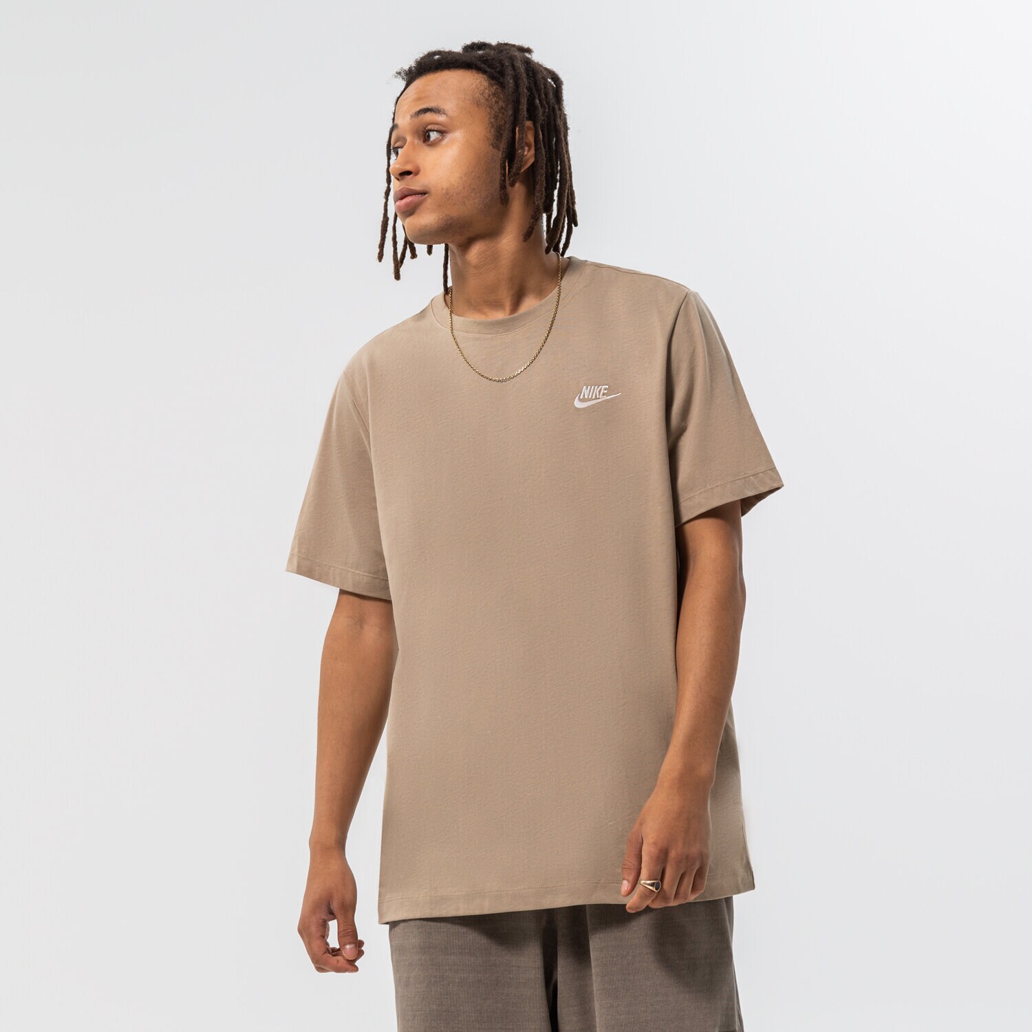 Koszulka, t-shirt sportowy męski NIKE T-SHIRT NIKE SPORTSWEAR CLUB AR4997-247 BRĄZOWY