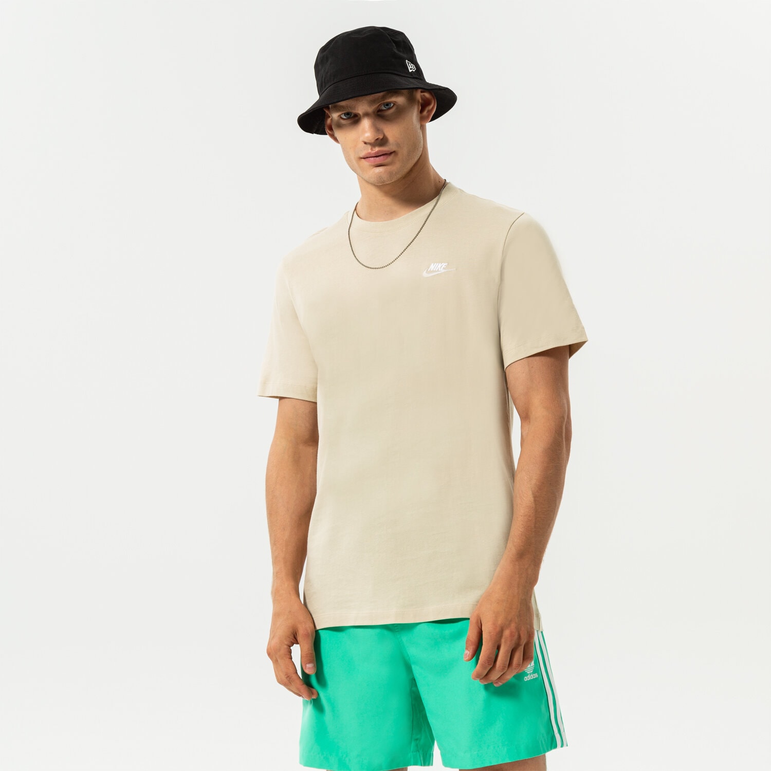 Koszulka, t-shirt sportowy męski NIKE T-SHIRT SPORTSWEAR CLUB AR4997-206 BEŻOWY