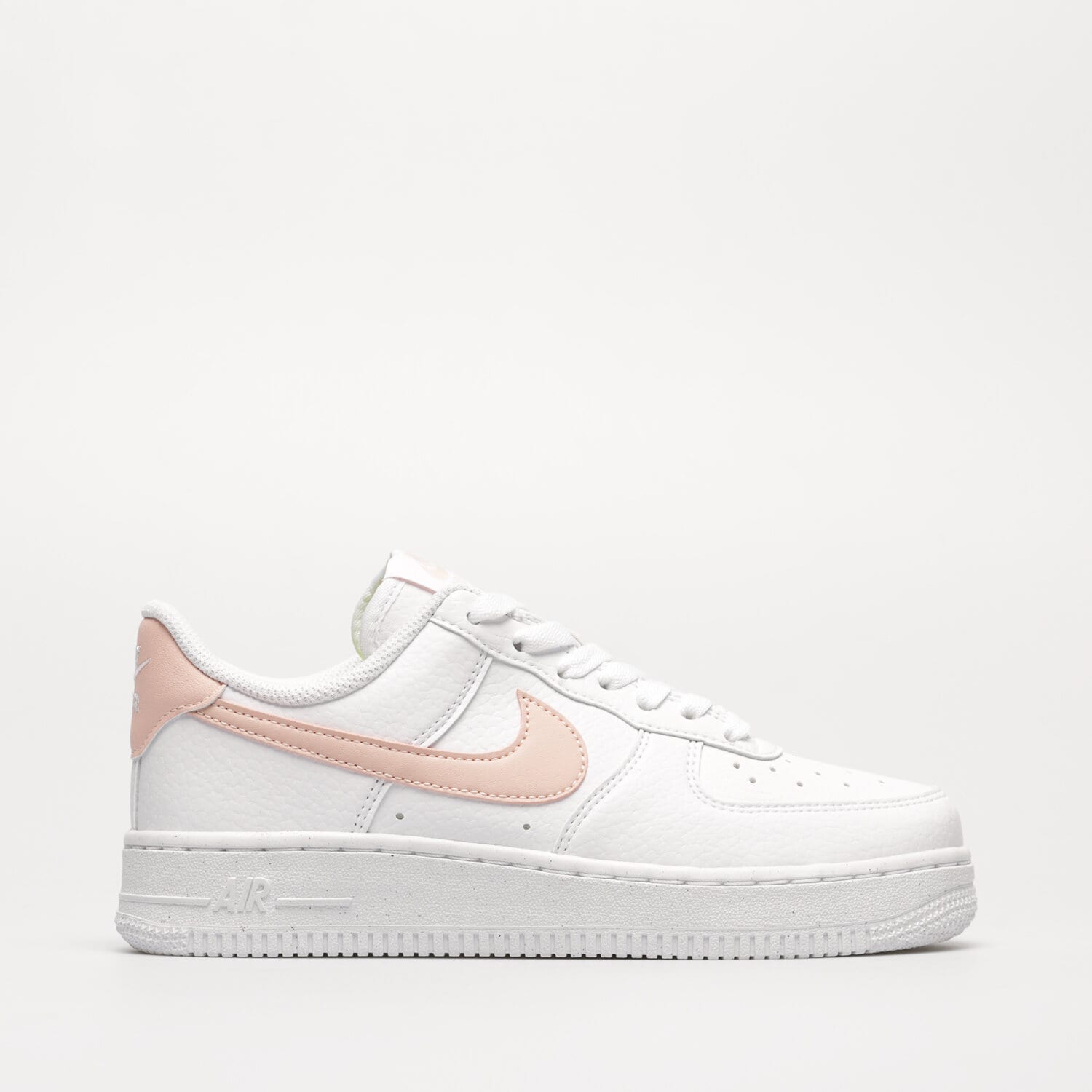 Buty sneakersy damskie NIKE AIR FORCE 1 '07 NEXT NATURE  DN1430-106 BIAŁY