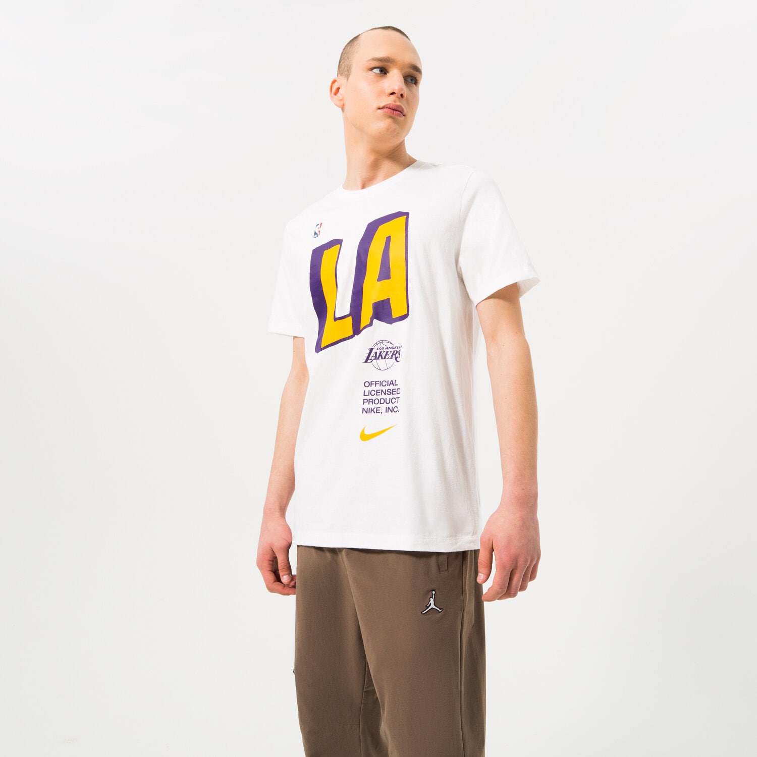 Koszulka, t-shirt sportowy męski NIKE T SHIRT LOS ANGELES LAKERS DR6723-100 BIAŁY