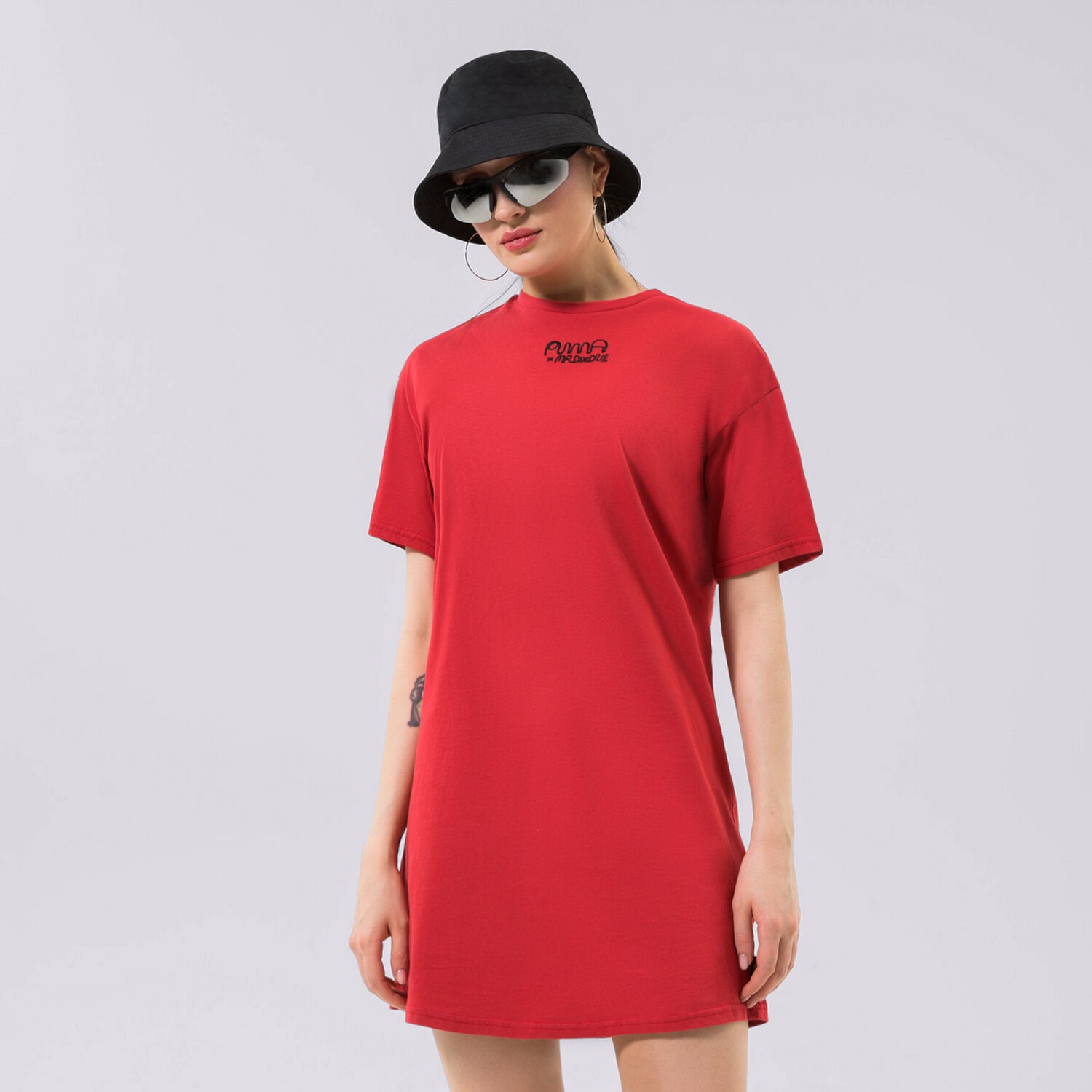 Modna sukienka sportowa PUMA SUKIENKA 530656 530656 22 CZERWONY
