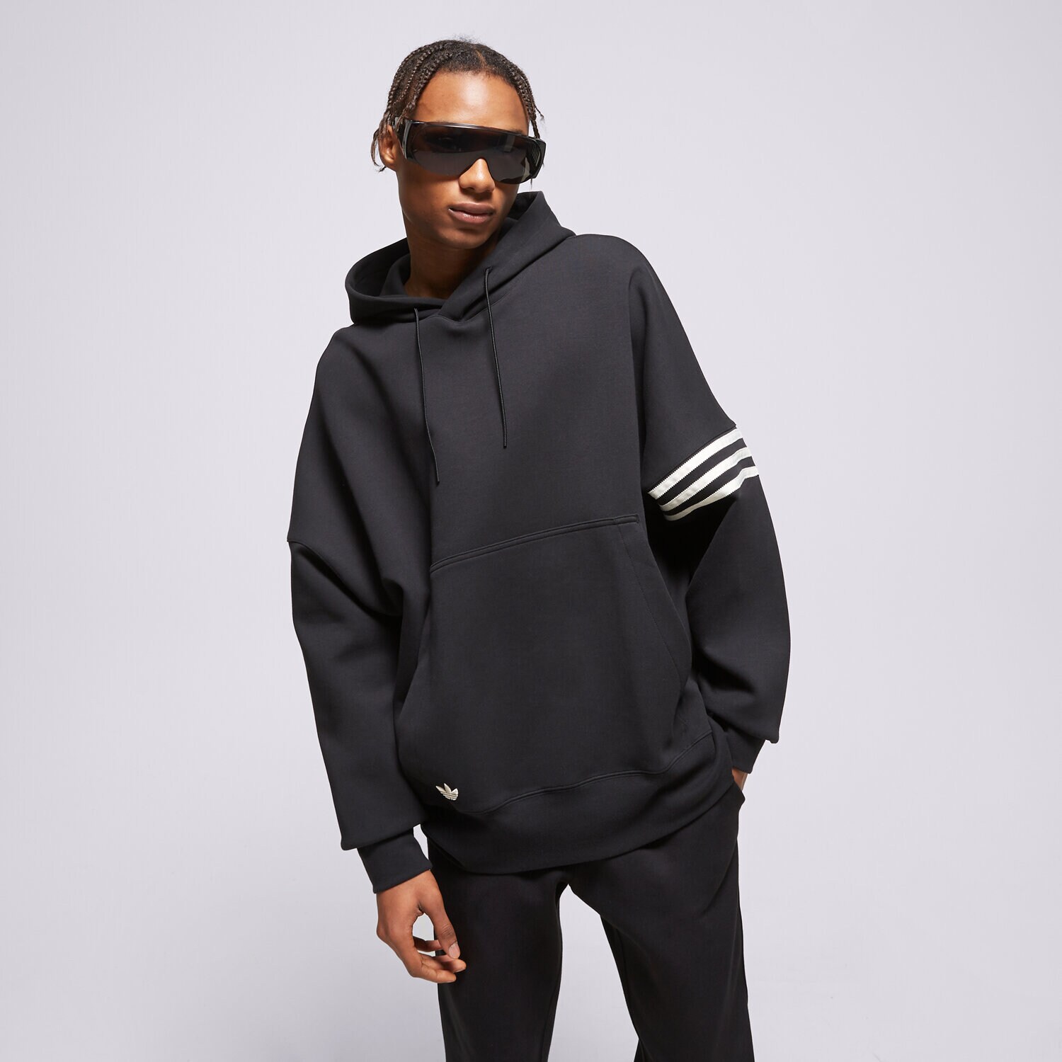 Bluza męska ADIDAS BLUZA Z KAPTUREM NEW C HOODIE HM1871 CZARNY