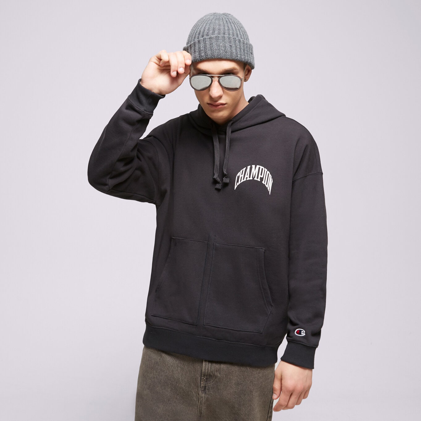 Bluza męska CHAMPION BLUZA Z KAPTUREM HOODED SWEATSHIRT 218516ES510 CZARNY