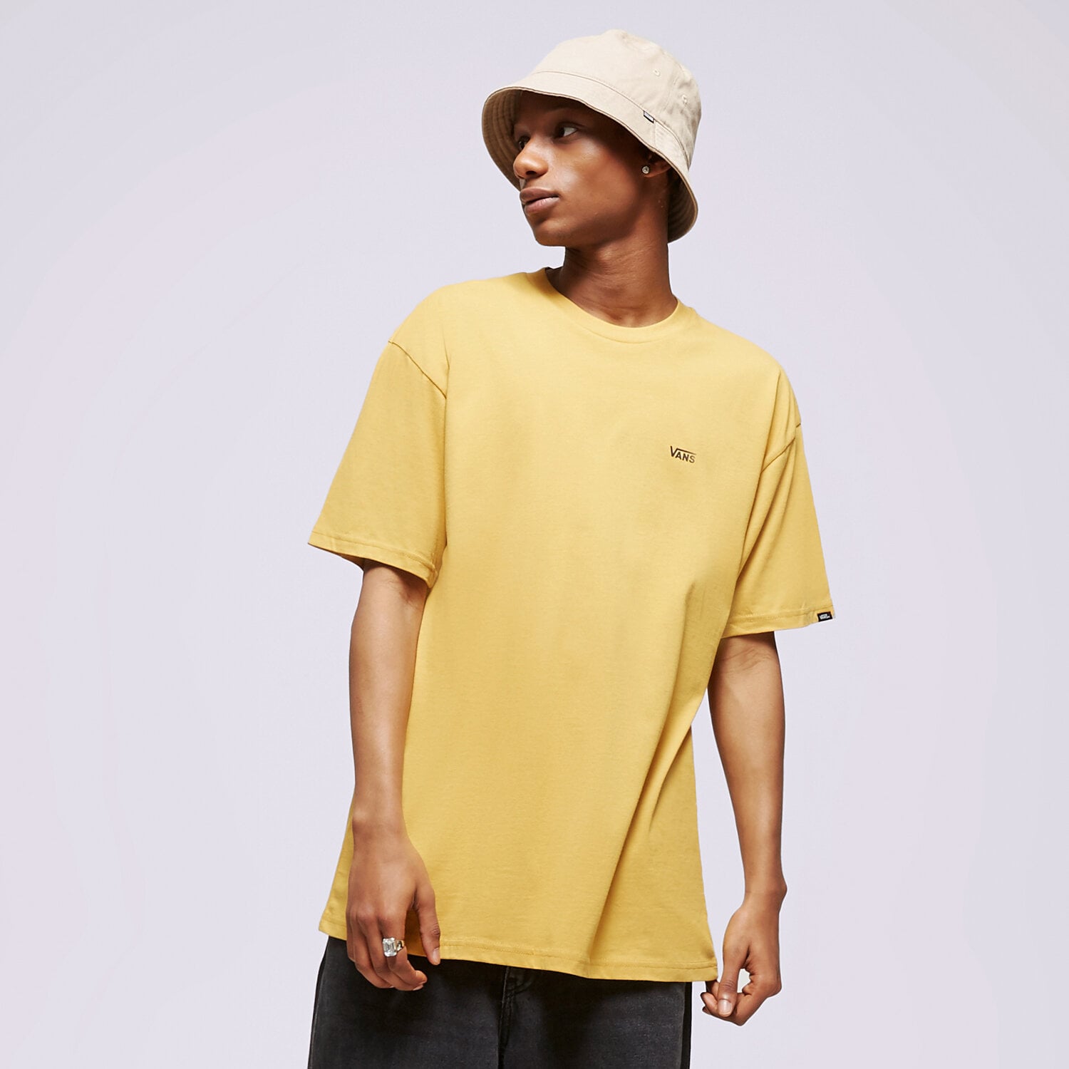 Koszulka, t-shirt sportowy męski VANS T-SHIRT MN LEFT CHEST LOGO TEE NARCISSUS VN0A3CZEBWV1 ŻÓŁTY