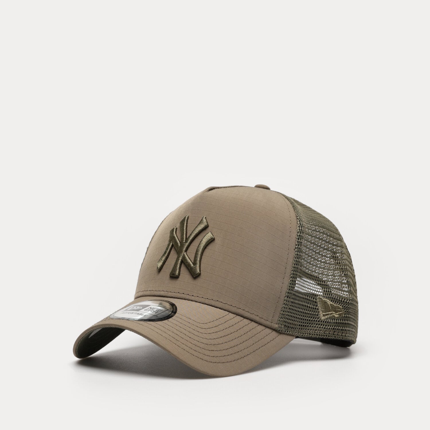 Czapka z daszkiem męska NEW ERA CZAPKA TECH RIPSTOP TRUCKER NYY NEW YORK YANKEES 60358054 KHAKI