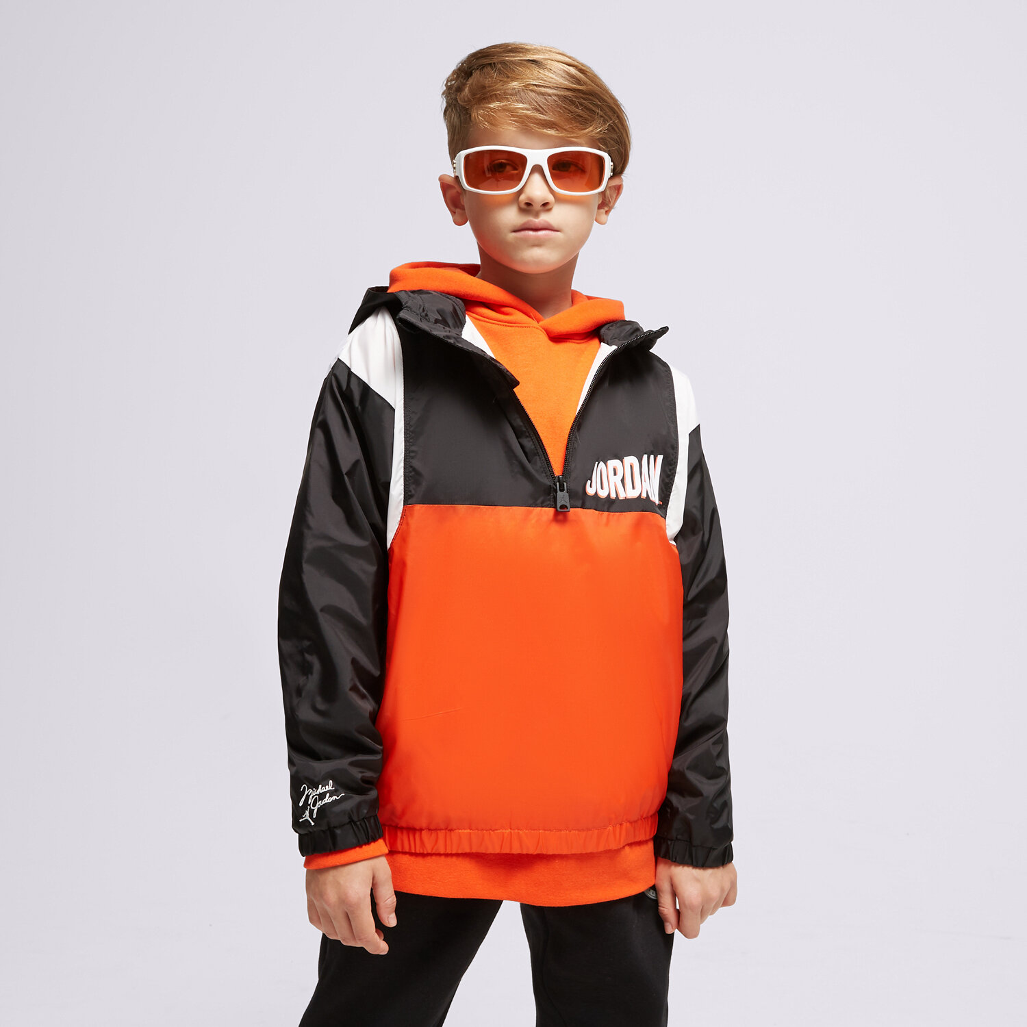 Dziecięca kurtka przejściowa (wiosenna/jesienna) JORDAN KURTKA JDB MVP HOODED WIND JKT BOY 95C237-023 POMARAŃCZOWY