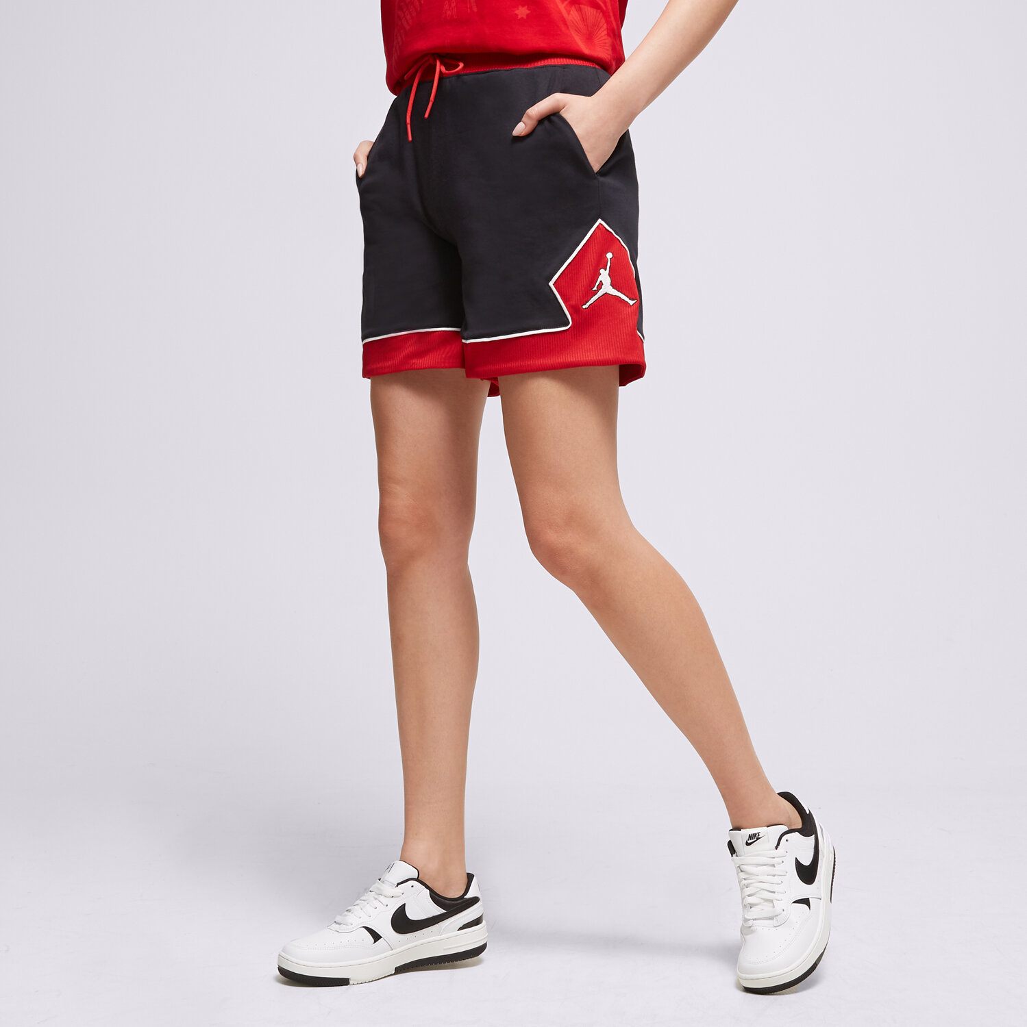 Krótkie spodenki, szorty damskie SZORTY W JORDAN LWT DMND  DZ3352-010 CZARNY