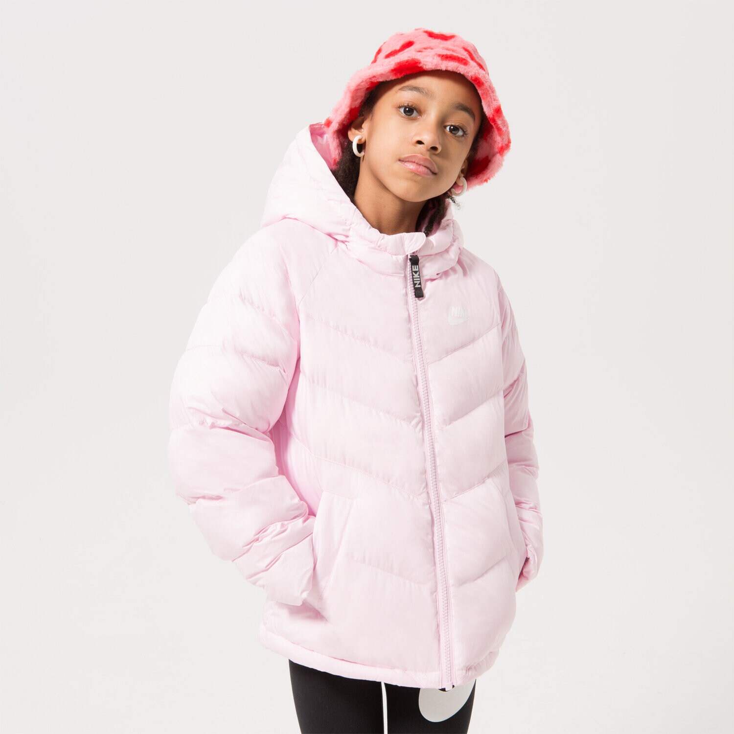 Dziecięca kurtka przejściowa (wiosenna/jesienna) NIKE KURTKA ZIMOWA K NSW SYNFL HD JKT GIRL DX1264-663 RÓŻOWY