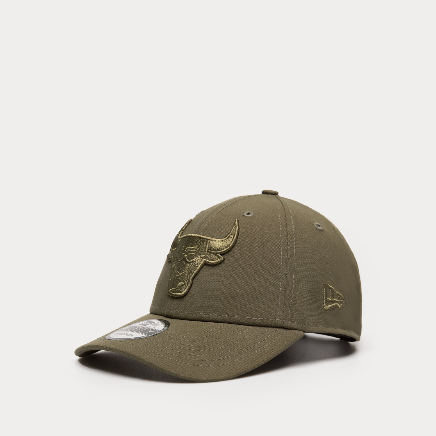 Czapka z daszkiem męska NEW ERA CZAPKA REPREVE 940 BULLS CHICAGO BULLS 60364404 KHAKI