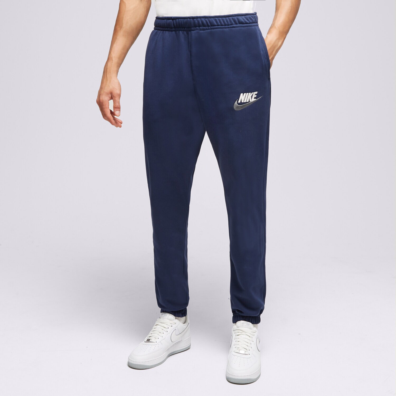 Spodnie sportowe męskie NIKE SPODNIE M NK CLUB+ FT CF PANT LBR FB7687-410 GRANATOWY