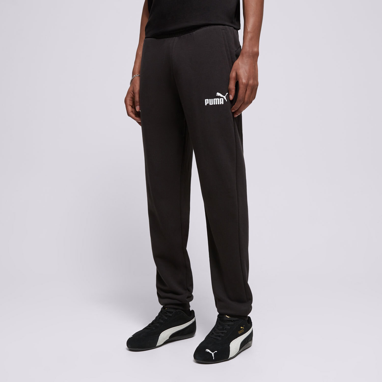 Spodnie sportowe męskie PUMA SPODNIE ESS ELEVATED 67597601 CZARNY