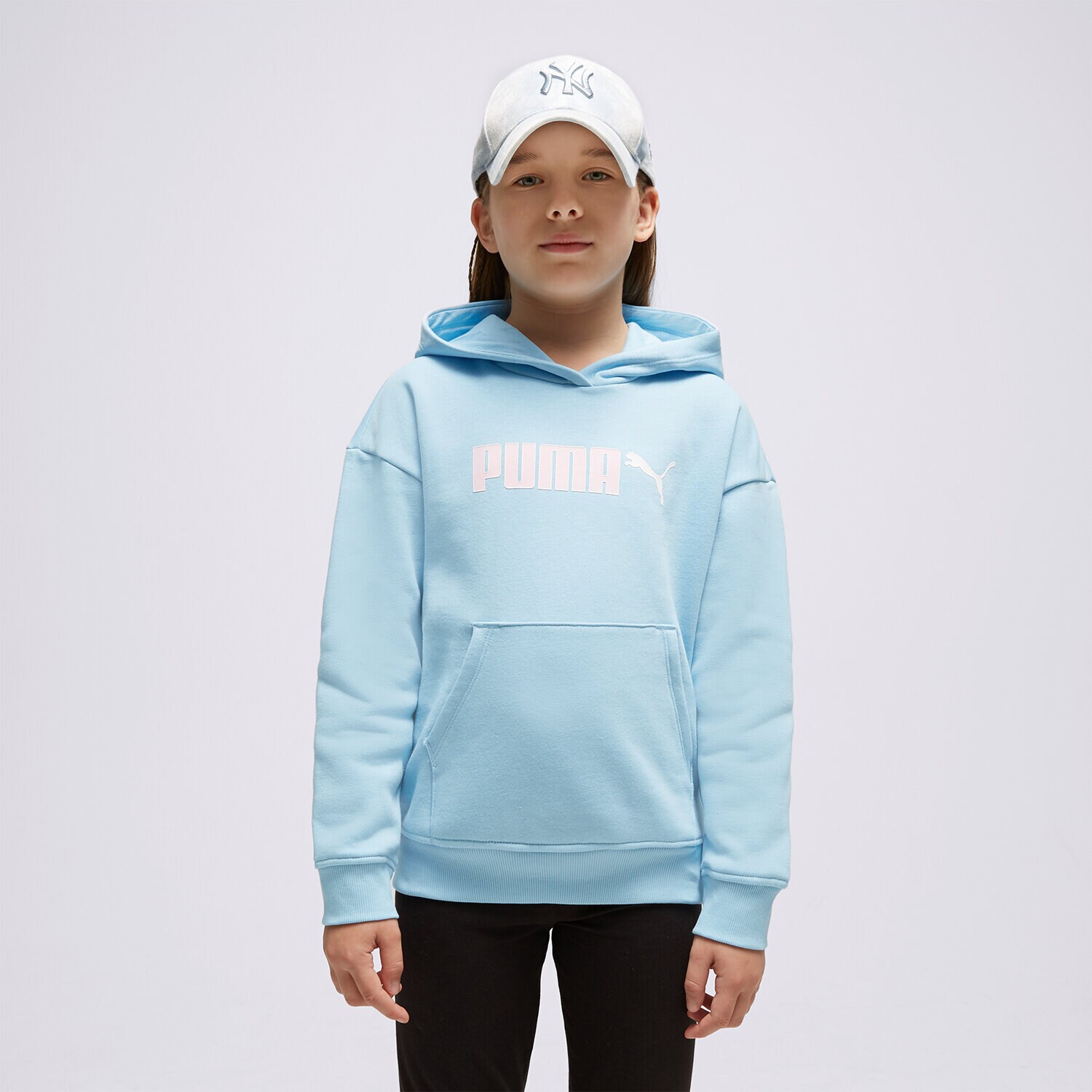 Sportowa bluza dziecięca PUMA BLUZA Z KAPTUREM KEY BOYFRIEND HOODIE BLUE 62299821 NIEBIESKI
