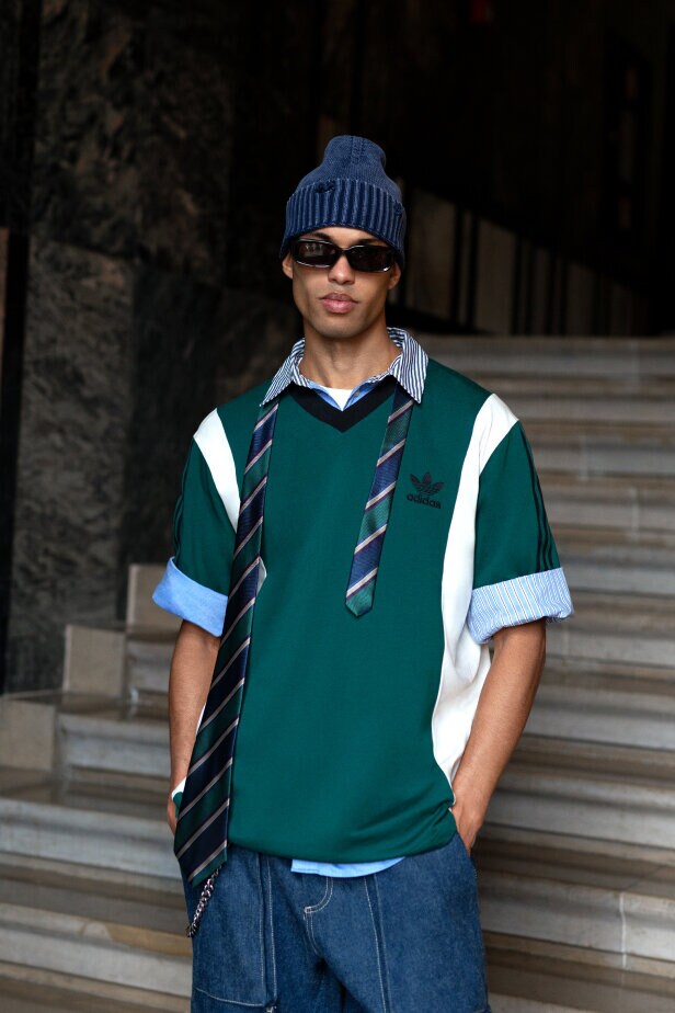 SNEAKERS FASHION STATEMENT - SPRING TRENDS '24