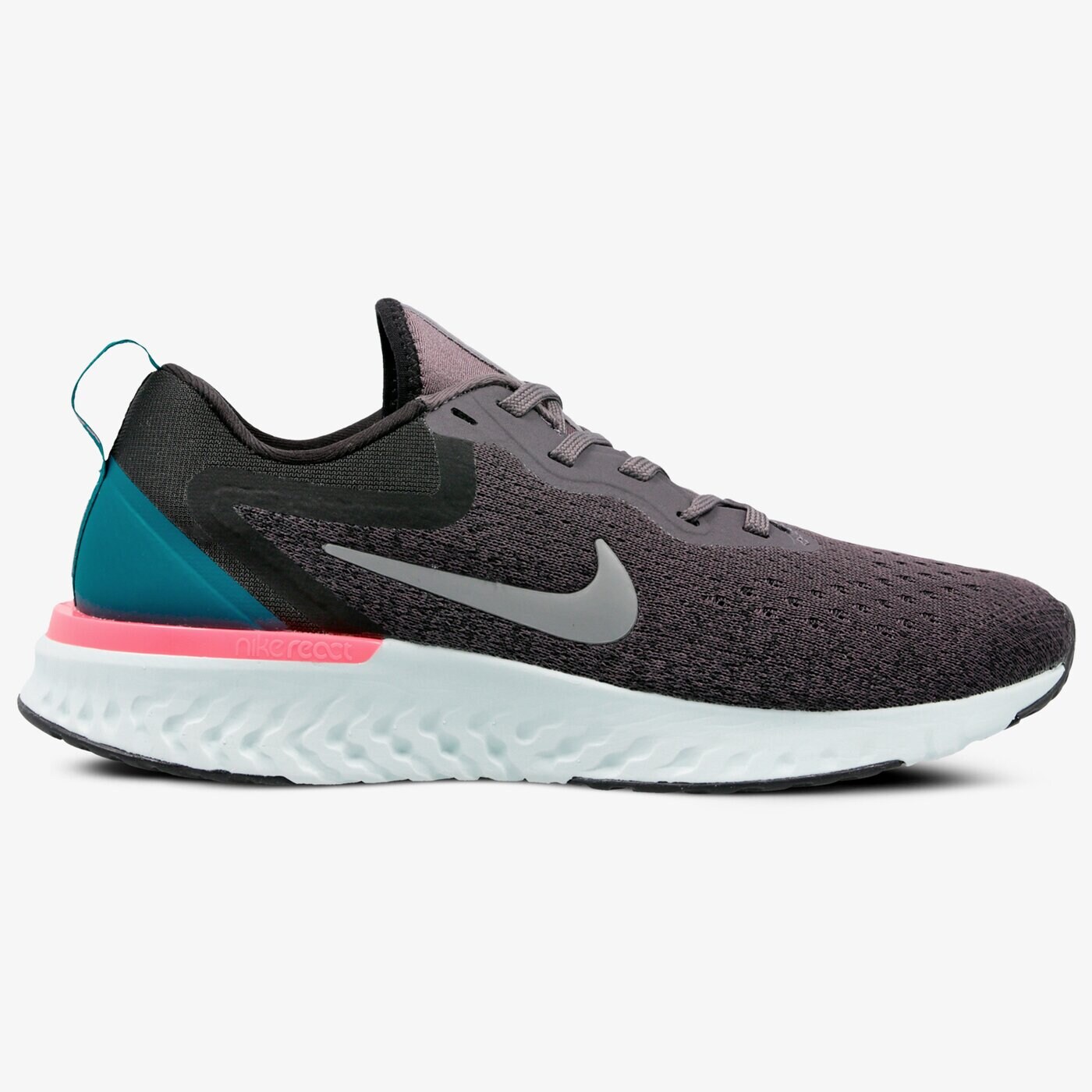ao9820 nike