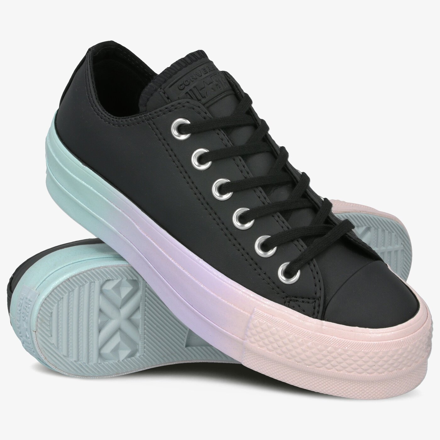 Sizeer Najsłynniejszy model damskich trampek Converse Sizeer Najsłynniejszy model damskich trampek Converse