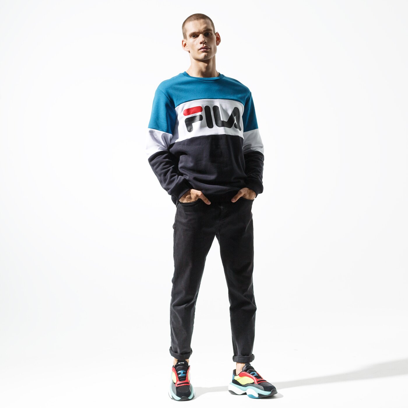 FILA BLUZA STRAIGHT BLOCKED CREW 681255A216 | kolor Fila: sneakersy, bluzy, t shirty | SUPERSKLEP