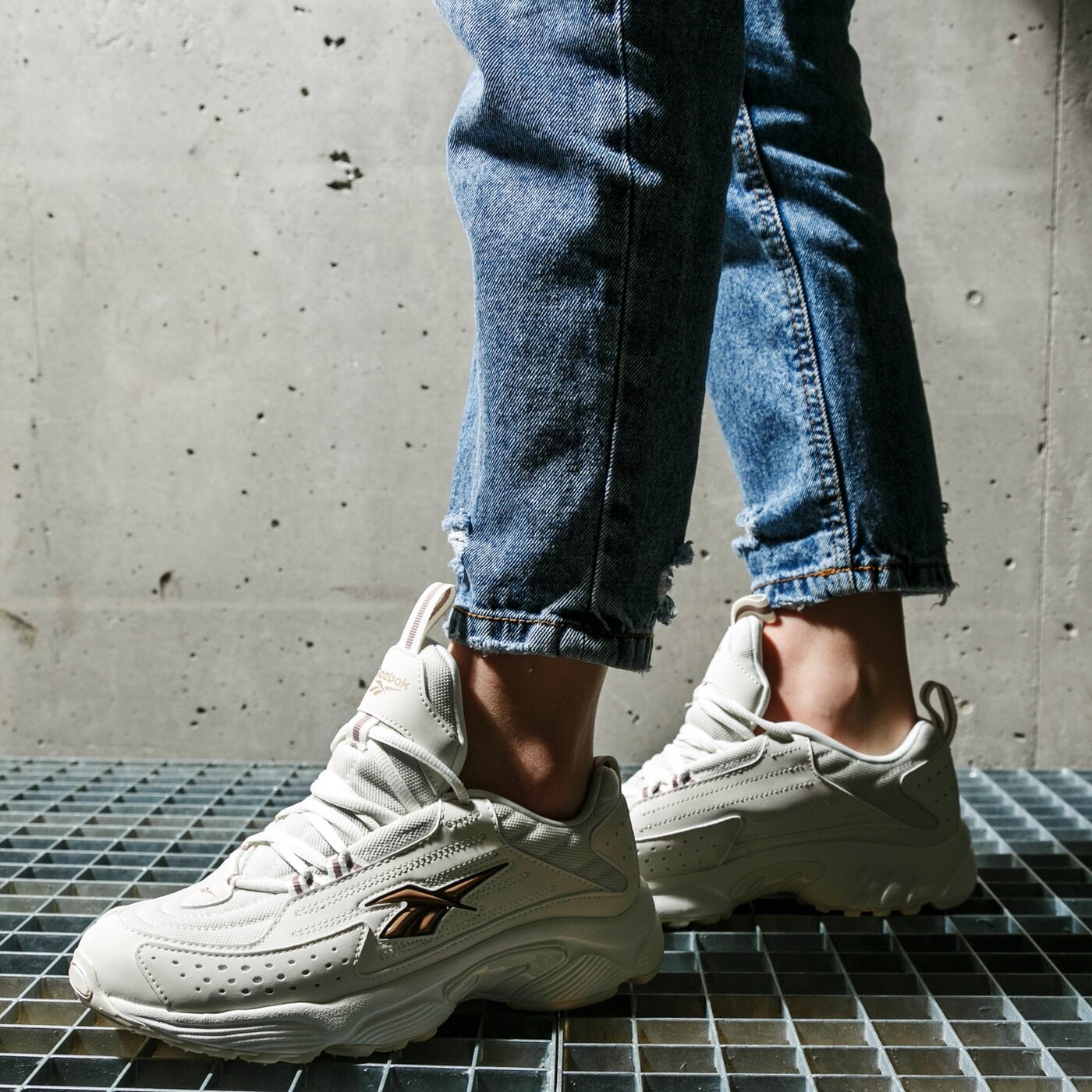 REEBOK DMX SERIES 2200 EF7727 | kolor beżowy | Damskie REEBOK DMX SERIES 2200 EF3013 | kolor zielony | Damskie