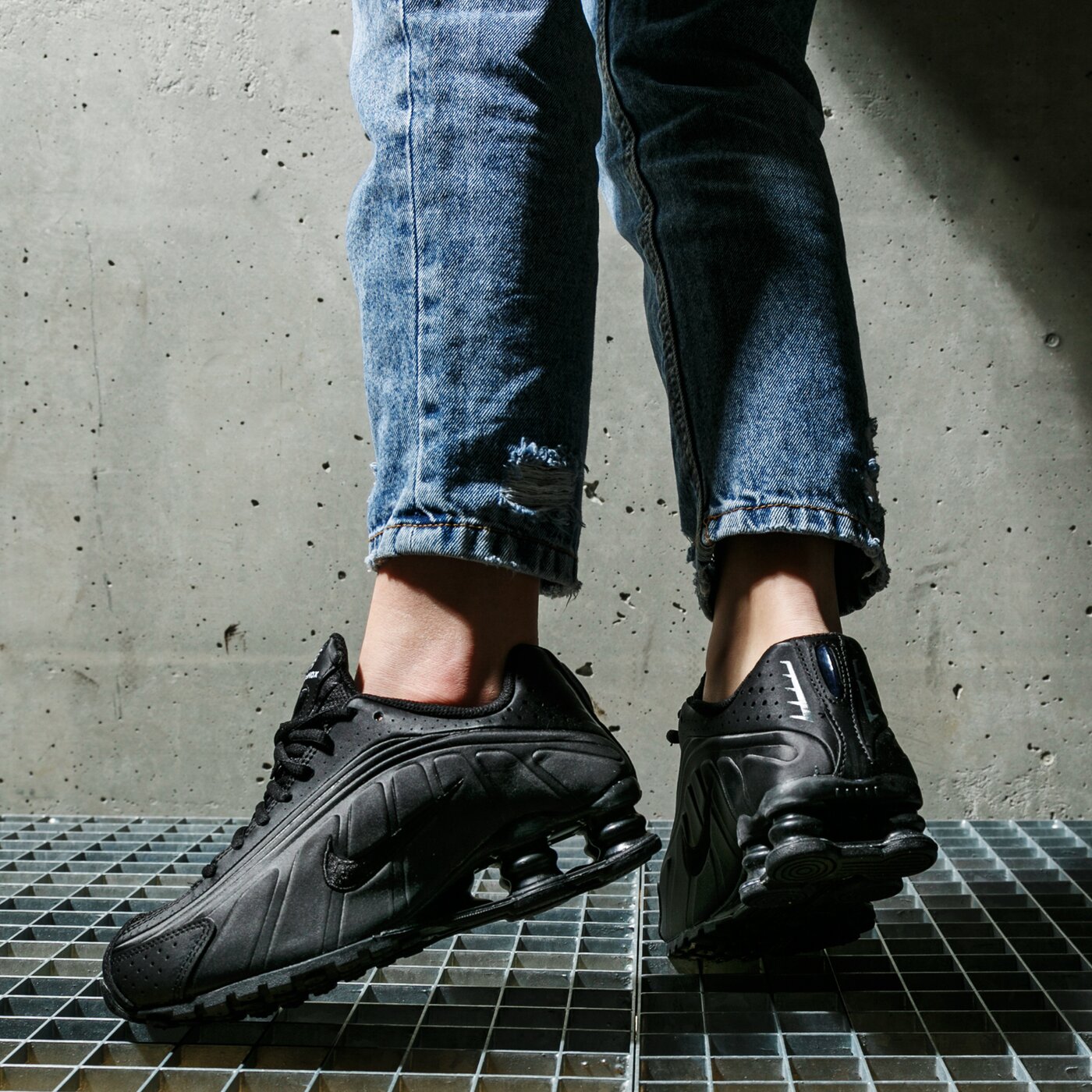 NIKE SHOX R4 BQ4000 001 | kolor CZARNY | Dziecięce Sneakersy BUTY DAMSKIE NIKE SHOX R4 (GS) BQ4000 100 37 12